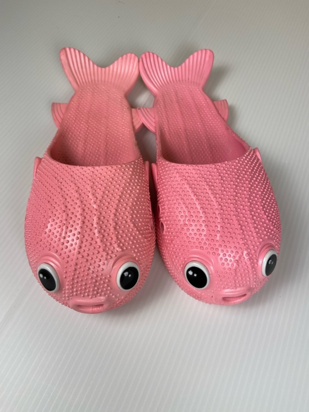Pink Fish Slides Sandals Women 7-8 Cartoon Shower Pool Beach Slip On EUC